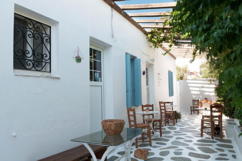 Andriani'S Guest House Mykonos Town Exterior photo